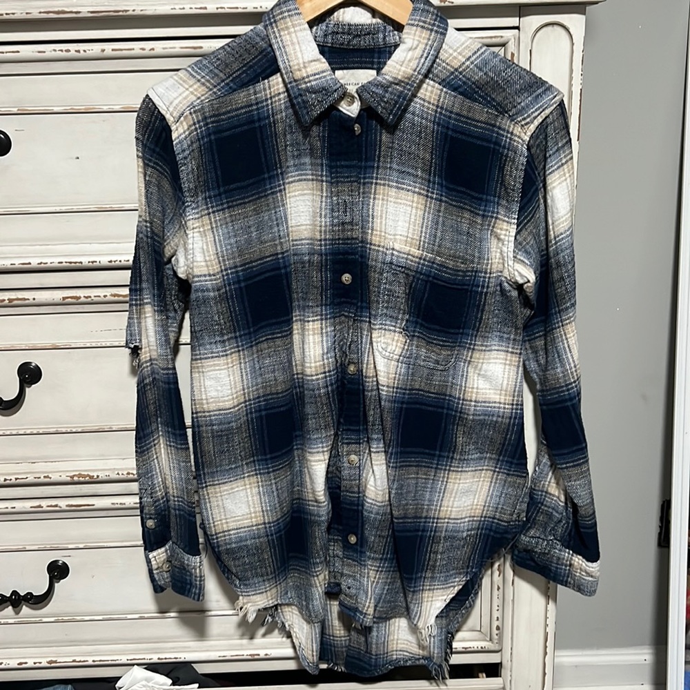 AMERICAN EAGLE